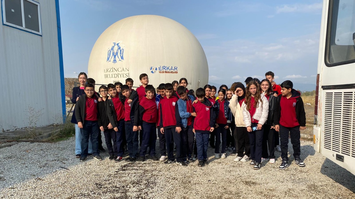 Öğrencilerimiz Erzincan Belediyesi Atık Merkezini Ziyaret Ettiler