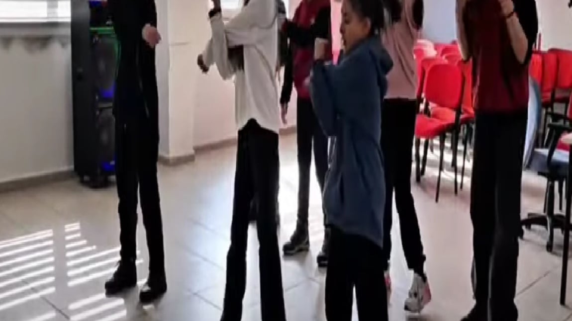 Let's plays sports etwinning project Physical Movements with Music